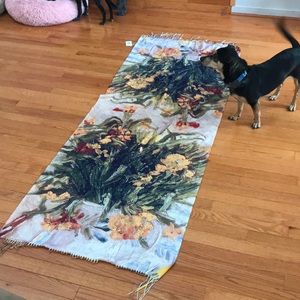 Tapestry scarf/wrap from Italy NWT